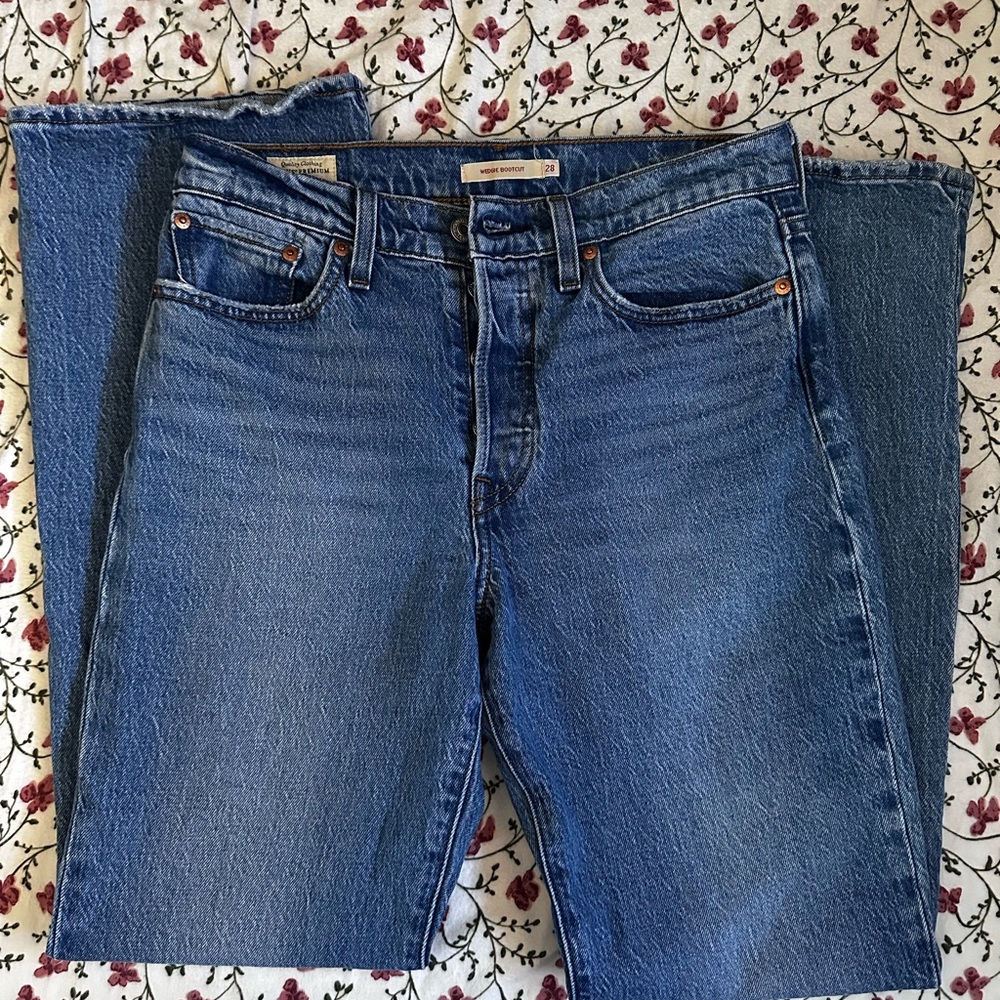 Levi's Women's Boot Cut Blue Jeans